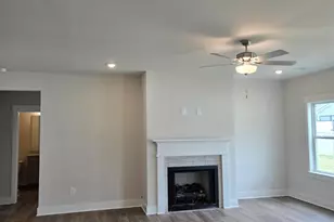 335 Alyssa Lndg Dr, Fountain Inn, SC 29644 - Photo 8