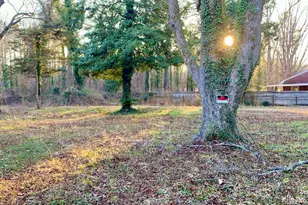 5497 Old Buncombe Rd, Greenville, SC 29609 - Photo 10