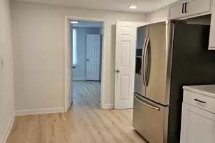 215 Washington St, Clinton, SC 29325 - Photo 8