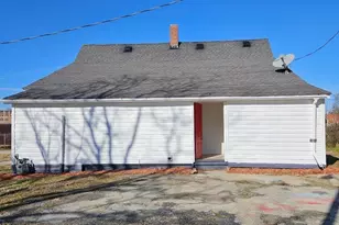 215 Washington St, Clinton, SC 29325 - Photo 10