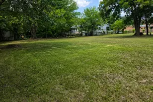 215 Washington St, Clinton, SC 29325 - Photo 20