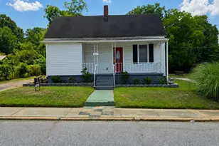 215 Washington St, Clinton, SC 29325 - Photo 2