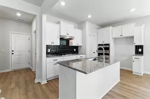 7014 New Horizons Ln, Boiling Springs, SC 29316 - Photo 10