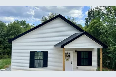 307 Hunter Street, Seneca, SC 29678 - Photo 2