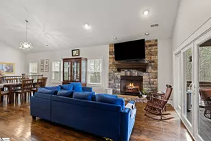 228 Sweetwater View Rd, Seneca, SC 29672 - Photo 8