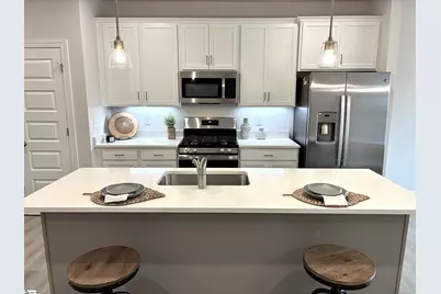 228 Taylor Woods Court, Greenville, SC 29607 - Photo 4