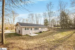 139 Randolph Ct, Woodruff, SC 29388 - Photo 6