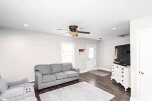 121 Forrester Dr, Liberty, SC 29657 - Photo 4