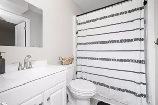 121 Forrester Dr, Liberty, SC 29657 - Photo 10