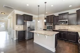 215 Redmont Ct, Simpsonville, SC 29680 - Photo 8