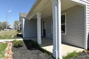 121 Colleton Ln, Clinton, SC 29325 - Photo 2