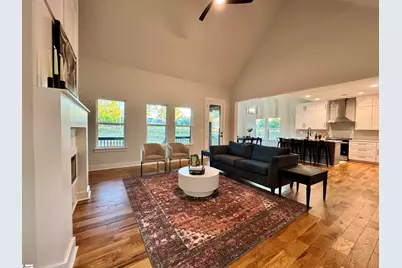 121 Parsons Street, Fountain Inn, SC 29644 - Photo 4