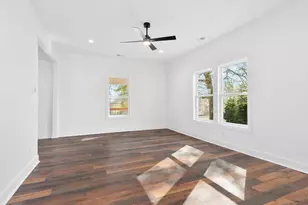 202 S Howard St, Landrum, SC 29356 - Photo 4