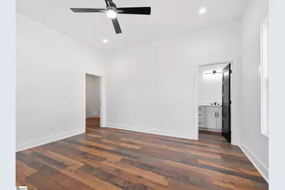 202 S Howard Street, Landrum, SC 29356 - Photo 16