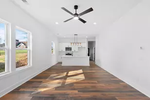 202 S Howard St, Landrum, SC 29356 - Photo 8