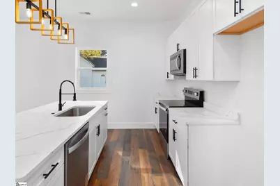 202 S Howard Street, Landrum, SC 29356 - Photo 12