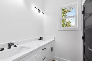 202 S Howard St, Landrum, SC 29356 - Photo 18