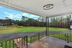 1330 Brushy Creek Rd, Easley, SC 29642 - Photo 4