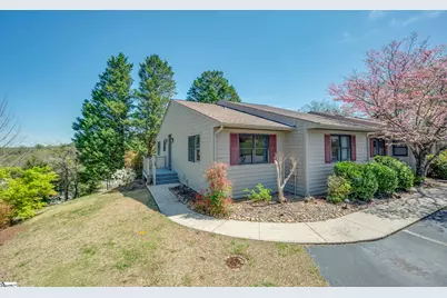 77 Chestnut Street Oak Hall #301, Tryon, NC 28782 - Photo 1