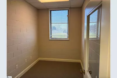 3220 Wade Hampton Boulevard, Taylors, SC 29687 - Photo 14