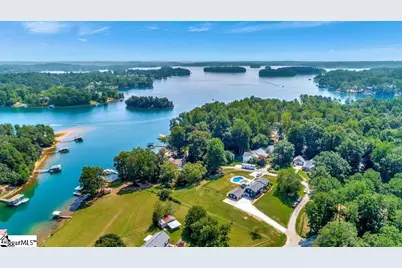 221 Lakeside Drive, Seneca, SC 29672 - Photo 4