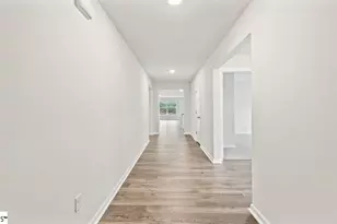 2170 Pierett Cir, Woodruff, SC 29388 - Photo 2