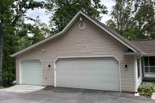 116 Dorothy Ln, Pickens, SC 29671 - Photo 4