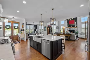 116 Sanctuary Ln, Taylors, SC 29687 - Photo 2