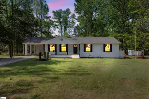 181 Skyland Dr, Clinton, SC 29325 - Photo 2