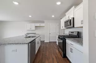 1915 Gracie Dr, Woodruff, SC 29388 - Photo 10