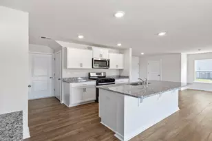 1915 Gracie Dr, Woodruff, SC 29388 - Photo 8