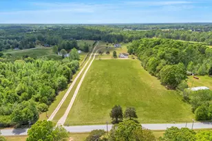 346 Davis Rd, Pelzer, SC 29669 - Photo 14