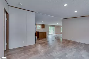 431 Lewis St, Anderson, SC 29624 - Photo 4