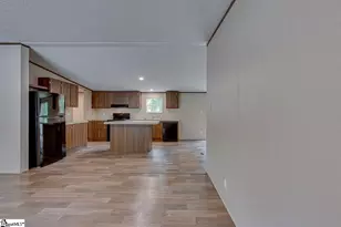 431 Lewis St, Anderson, SC 29624 - Photo 2