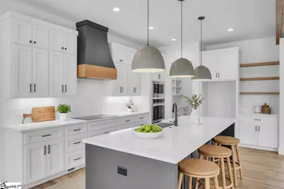 235 S Glassy Mountain Road, Landrum, SC 29356 - Photo 6