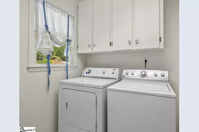 208 W Durham Street, Landrum, SC 29356 - Photo 24