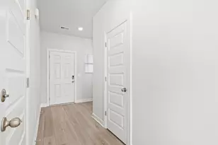 217 Cupid Ct, Greer, SC 29651 - Photo 2
