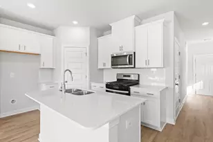 209 Cupid Ct, Greer, SC 29651 - Photo 6