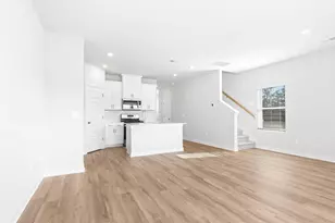 209 Cupid Ct, Greer, SC 29651 - Photo 4