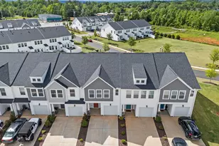 421 Hazelcote Rd, Greenville, SC 29617 - Photo 2