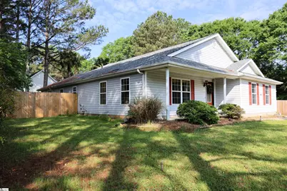 424 Shore Line Drive, Anderson, SC 29626 - Photo 2