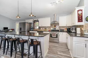 202 Forest Dr, Liberty, SC 29657 - Photo 10