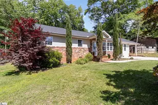 202 Forest Dr, Liberty, SC 29657 - Photo 2