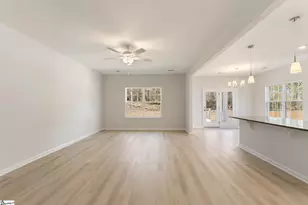 118 Lakeside Dr, Anderson, SC 29621 - Photo 2