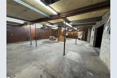 146 N Trade Avenue, Landrum, SC 29356 - Photo 2