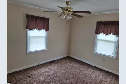 42 Reeves Avenue, Greenville, SC 29605 - Photo 12