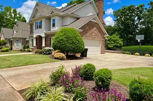 304 Chancellors Park Dr, Simpsonville, SC 29681 - Photo 2