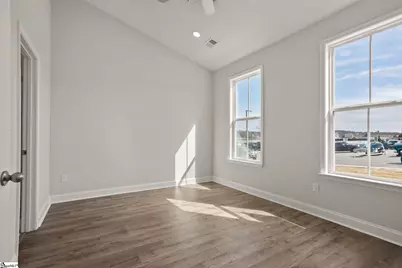 230 Lake Greenwood Boulevard, Greenwood, SC 29649 - Photo 4