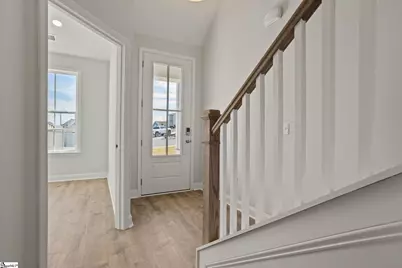 232 Lake Greenwood Boulevard, Greenwood, SC 29649 - Photo 4