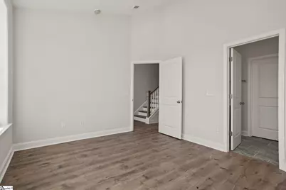 232 Lake Greenwood Boulevard, Greenwood, SC 29649 - Photo 6